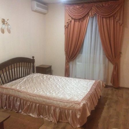 Отель Ритм Vinița Exterior foto